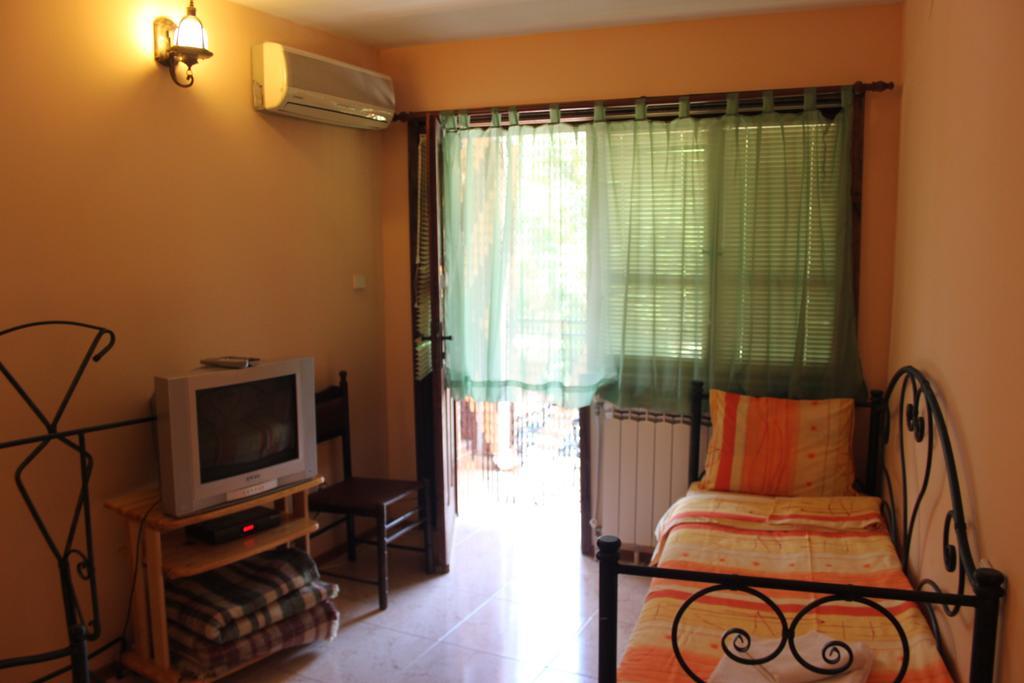 Guest House Chinarite Sandanski Habitación foto